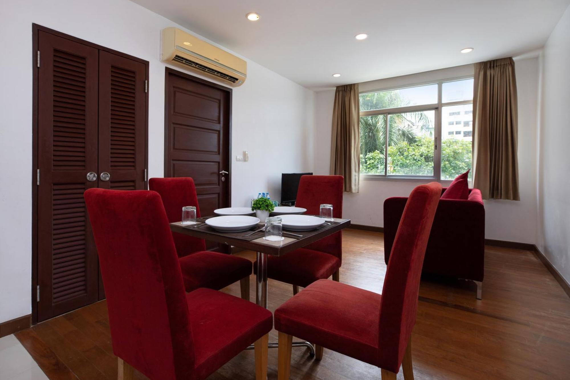 Icheck Inn Residences Patong Exterior foto