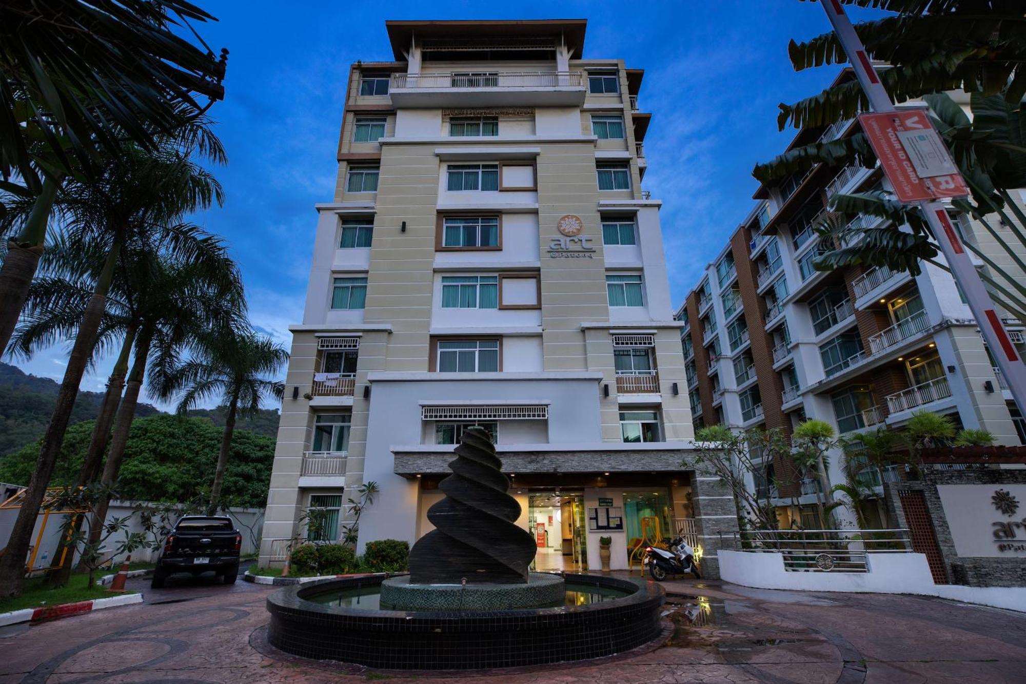Icheck Inn Residences Patong Exterior foto